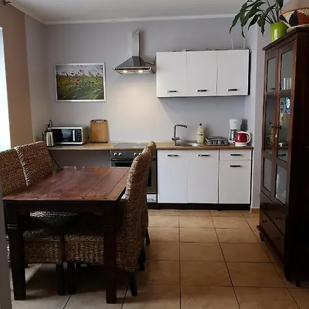 Mazurska 8a Hostel *